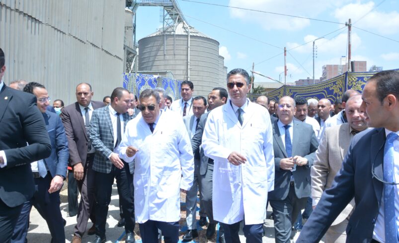 وزير التموين يتفقد عددًا من المنشآت التموينية والمشروعات بالدقهلية