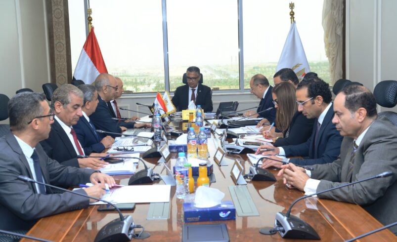 وزير التموين يتابع انتظام منظومة الطحن وتطوير المطاحن لدعم الأمن الغذائي