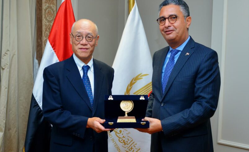 وزير التموين والتجارة الداخلية يلتقي سفير اليابان بالقاهرة