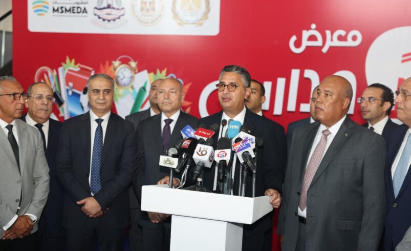 وزير التموين بالإنابة عن رئيس مجلس الوزراء يفتتح “أهلاً مدارس”