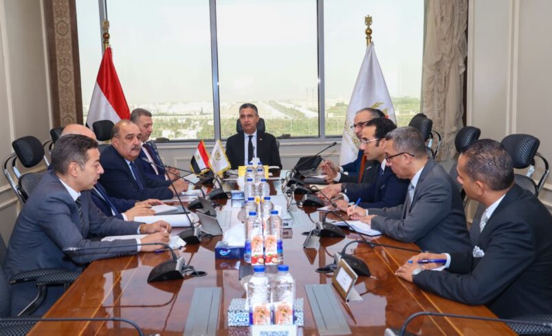 الدكتور شريف فاروق وزير التموين يتابع استعدادات شهر رمضان المبارك