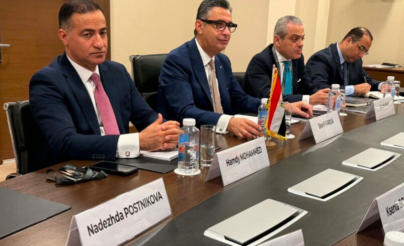 وزير التموين يواصل لقاءاته على هامش المنتدى الروسي الخامس للحبوب بسوتشي ويبحث مع شركة “OZK” واتحاد مُصدّري ومنتجي الحبوب الروسي