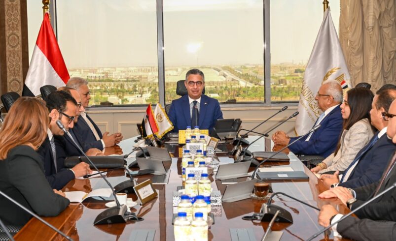 الدكتور شريف فاروق يبحث مع شركة TMT التعاون لإدخال سلسلة «مونوبري (Monoprix)» الفرنسية إلى السوق المصري