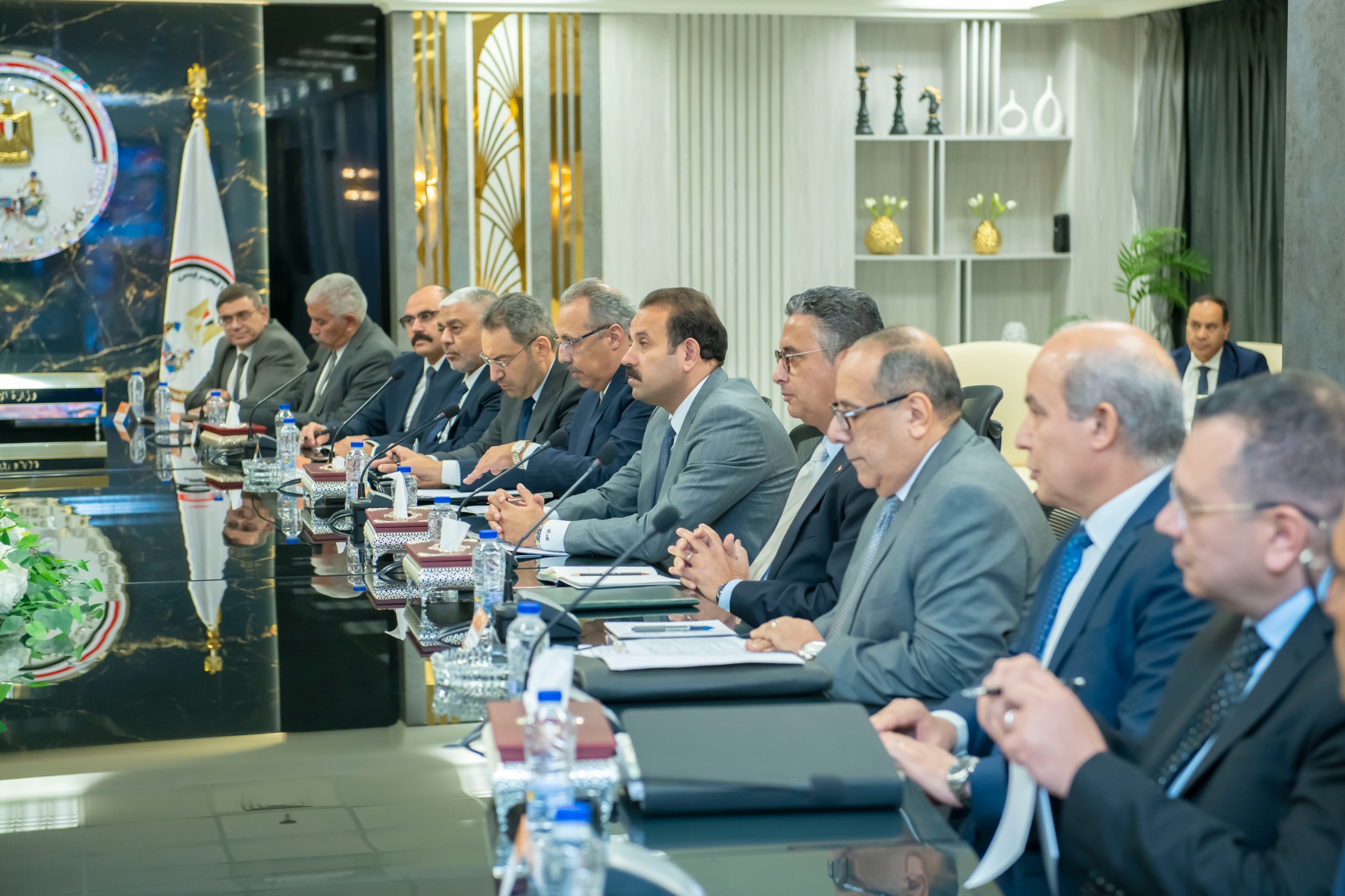 الإنتاج الحربي والتموين وجهاز مستقبل مصر يبحثون تعزيز التعاون لدعم المشروعات القومية وتعزيز الأمن الغذائي