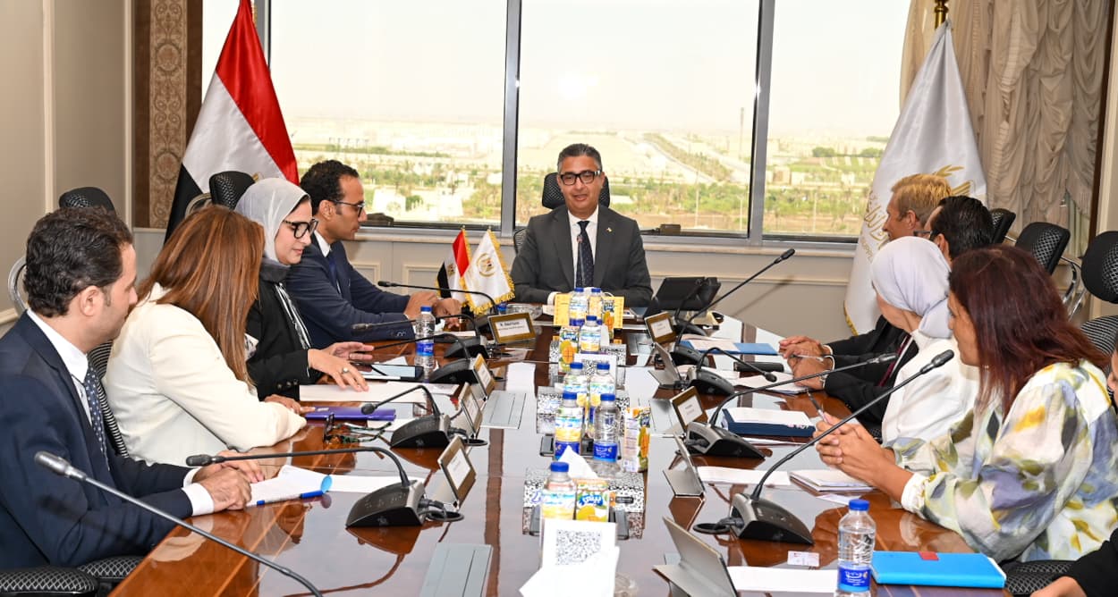 وزير التموين يبحث مع القائم بأعمال المدير التنفيذي لبرنامج الأغذية العالمي تعزيز الشراكة في تطوير منظومة الدعم والأمن الغذائي